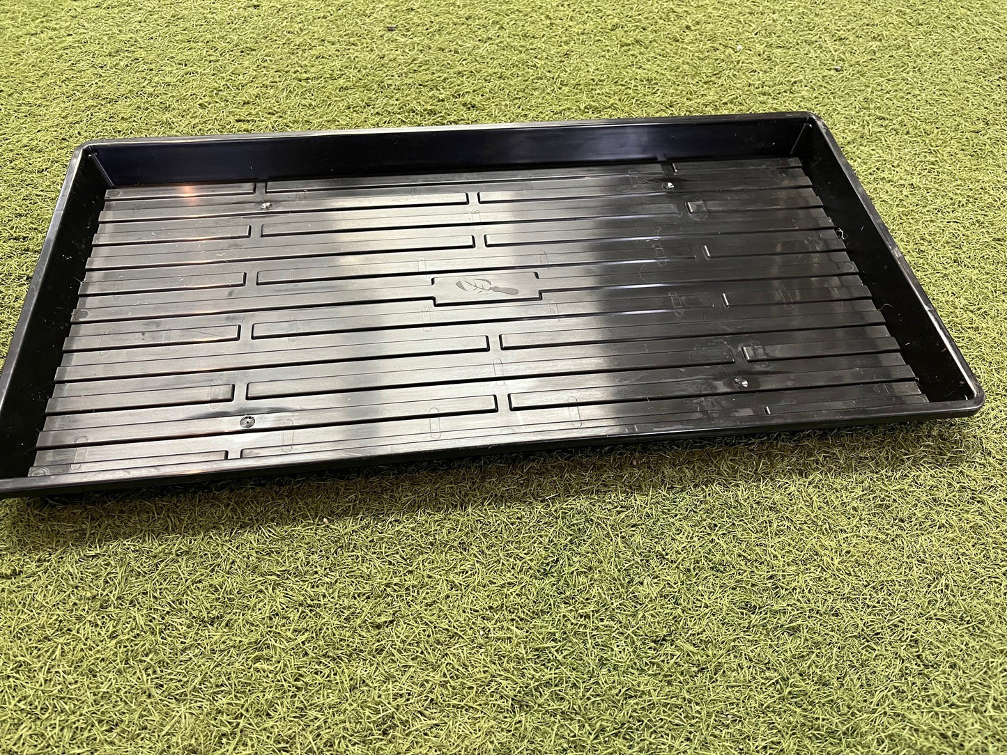 Plateau rigide mince