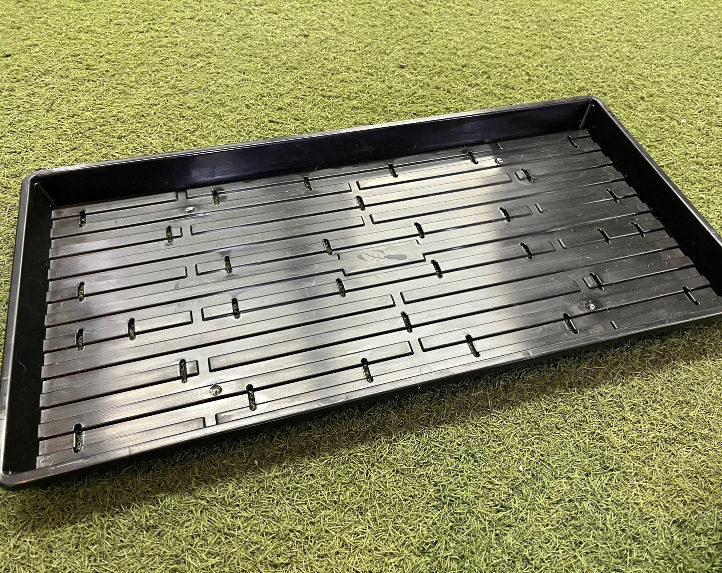 Plateau rigide mince