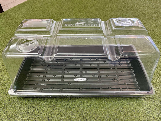 Dôme de germination de 7 po avec trappes d'aération pour plateaux de 10x20 po