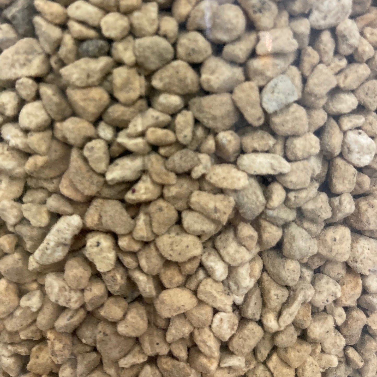 Substrat de pumice ou pierre ponce de calibre 3 à 6 mm pour le drainage des bonsaïs